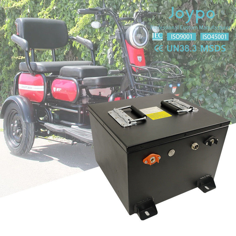 Tuổi thọ chu kỳ 4000 lần dài cuối cùng 48V 50Ah pin lithium cho xe ba bánh điện 25A sạc hiện tại