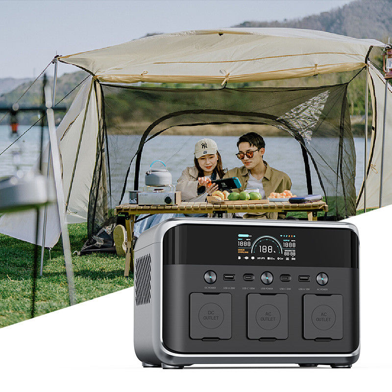 Phương tiện cung cấp năng lượng mặt trời di động 600W với nhiều cổng sạc và đèn LED cho cắm trại cuối tuần